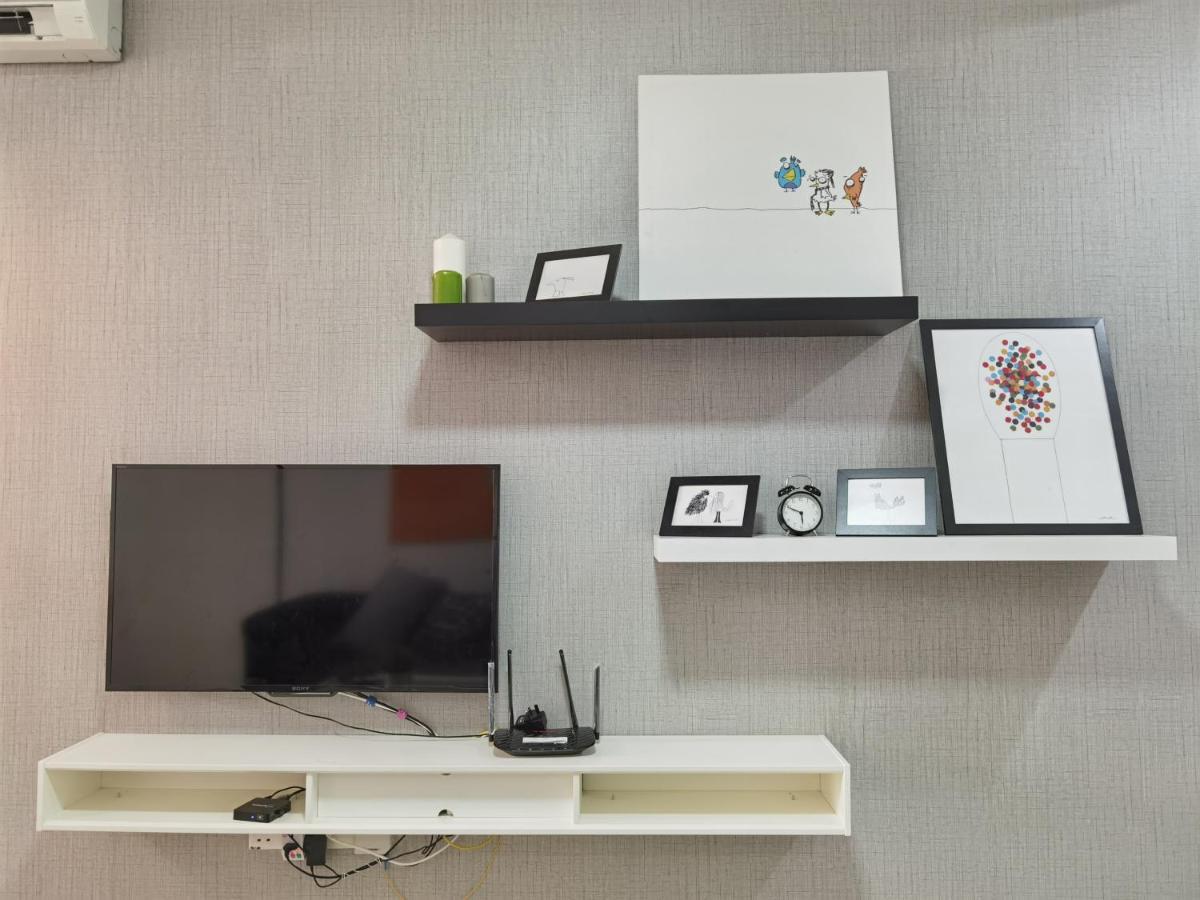 2 Bedroom Apartment - Mycribkl Neocyber Cyber Dzsaja Kültér fotó